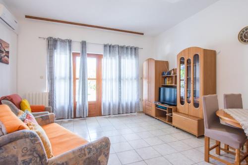 Apartments by the sea Biograd na Moru, Biograd - 12829