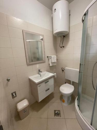 Apartments with parking space Starigrad, Paklenica - 12939