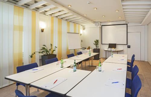 El área de trabajo o centro de convenciones de Sommerau-Ticino Swiss Quality Hotel