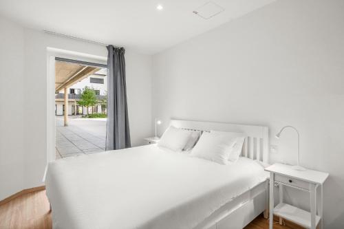 VibeStudio 405 - Central - AC - Licensed - Parking Nearby