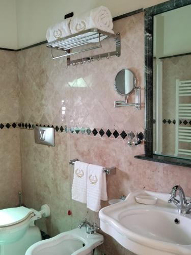Ένα μπάνιο στο Hotel Trinacria