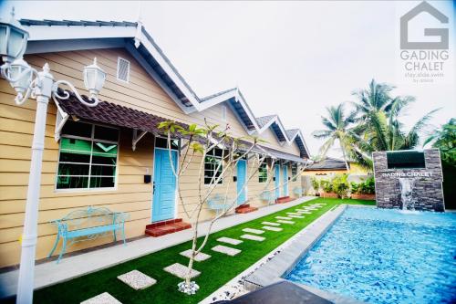 Piscina en o cerca de Gading Chalet