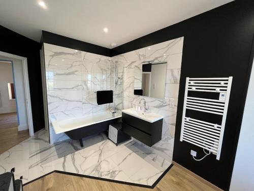 Photo de la galerie de l'établissement Les Chambres du Champ Du Possible, à Uxeau