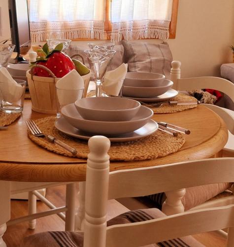 APARTAMENTO CON ENCANTO EL JUNCARAL WIFI, Villanúa ...