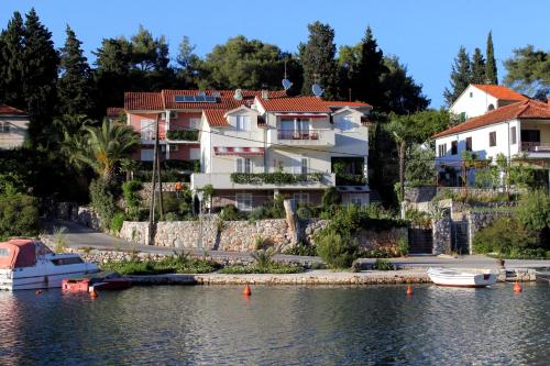 Vrboska
