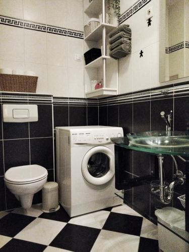 Fountain View Apartment