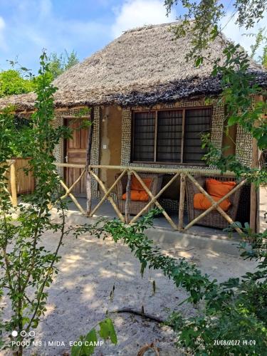 Το κτήριο όπου στεγάζεται  το bed & breakfast