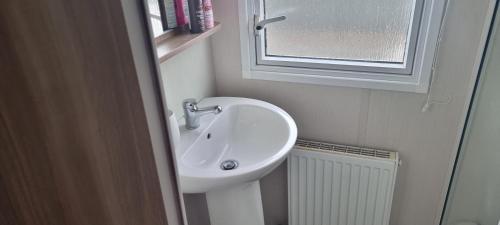 Lovely 8 berth direct beach access – Photos 5