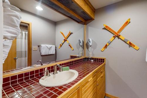 Kylpyhuone majoituspaikassa Keystone Ski Studio