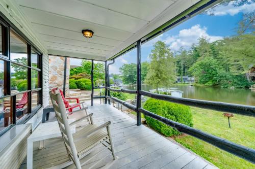 Lakeview Cottage - Unit 301 – Photos 2