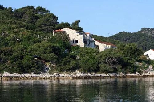 Apartments by the sea Polace, Mljet - 613 photo