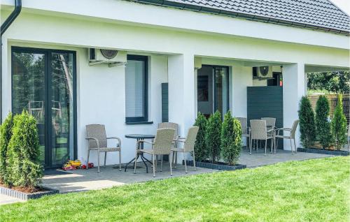 Lovely Home In Jantar With Wifi