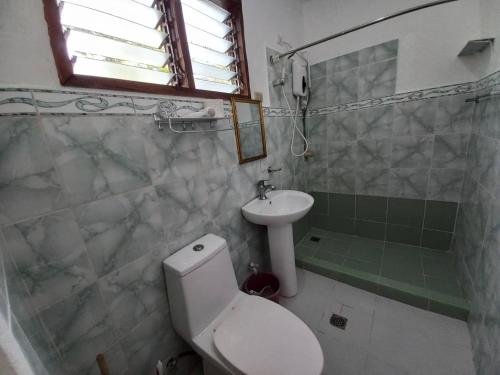 Koupelna v ubytování Sambag Hideaway Bungalows