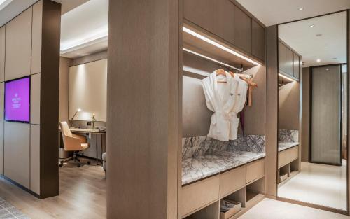 Crowne Plaza Changsha Development Zone by IHGにあるベッド