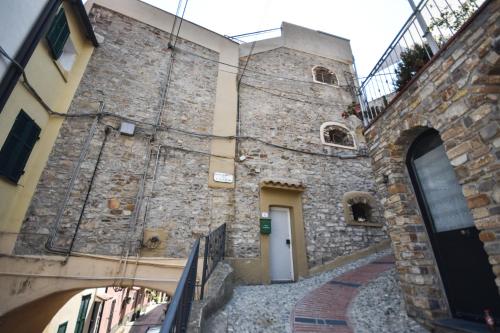 Roman Tower – Photos 4