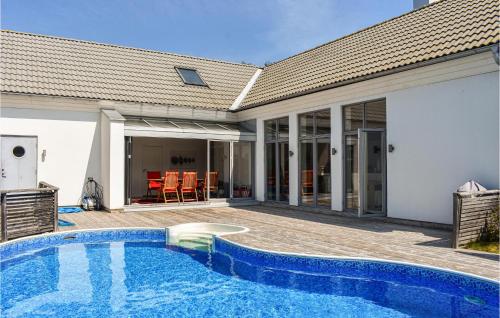 Bazén v ubytování 4 Bedroom Stunning Home In Ramdala nebo v jeho okolí