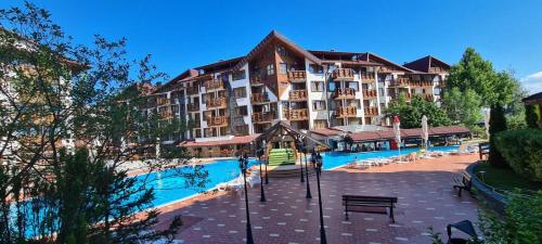 Πισίνα στο ή κοντά στο Apartment in Belvedere Club G205