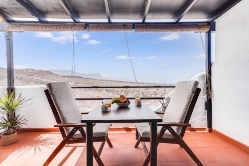 Galeriebild der Unterkunft Home2Book Cozy Sea Views Punta Sardina Lighthouse in Gáldar