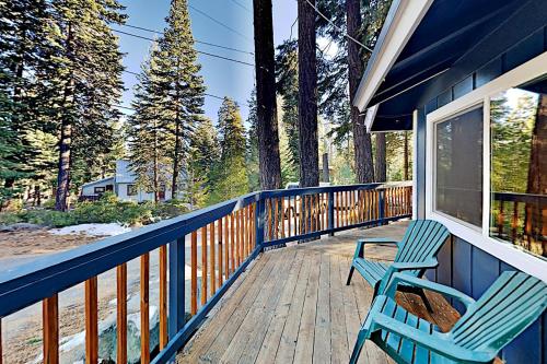 Charming Lake Tahoe Cabin – Photos 5