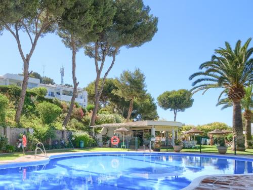 31 Miraflores Jardin B, gorgeous views, pool, Wifi