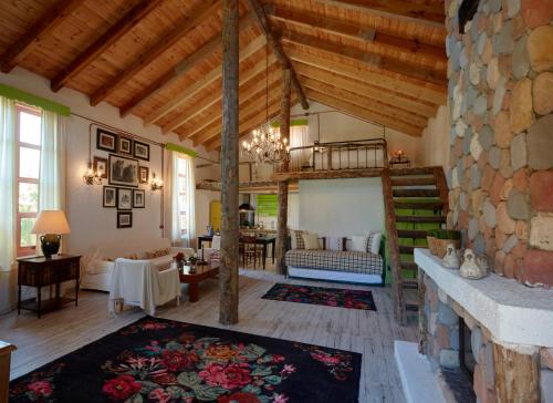 Χώρος καθιστικού στο Dachas Cove Hotel