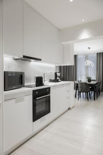 Ultra Chic Modern 4 Bedrooms Apartment in Athens