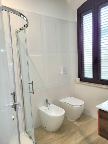 Ένα μπάνιο στο B&B La Cité Luxury Rooms