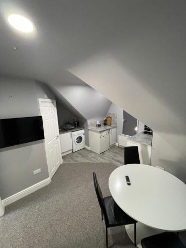Gallery image of Luton Short Term Lets - Cardiff Road in Luton