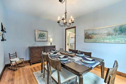 Galeriebild der Unterkunft Walkable New Haven Retreat with Ocean Views! in New Haven