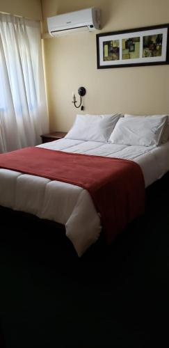 Postel nebo postele na pokoji v ubytování Hotel Sol Colonia