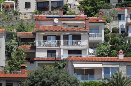 Apartment Rabac 2340a – Photos 2