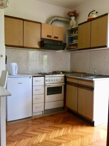 Apartments with parking space Lovran, Opatija - 2303