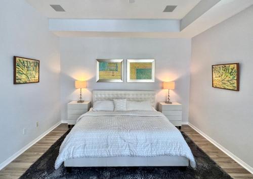Ένα ή περισσότερα κρεβάτια σε δωμάτιο στο Top Florida Properties Vacation Villas
