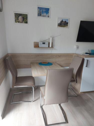 TV a/nebo společenská místnost v ubytování Wohnung Mitterdorf