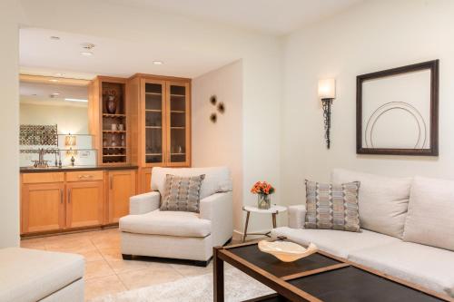 Χώρος καθιστικού στο Inn on Lake Granbury a Boutique Hotel