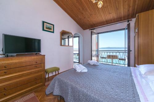 Apartments by the sea Podgora, Makarska - 2614
