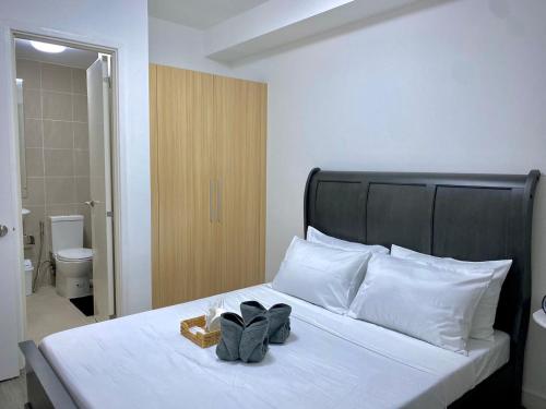 Sanctuary Center 1 BR Staycation in Commonwealth