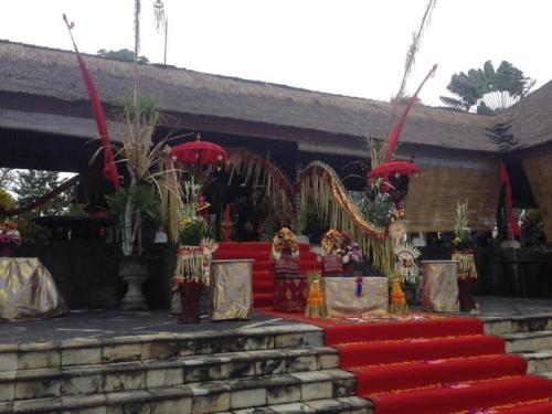 O grădină în afara Bumi Ubud Resort