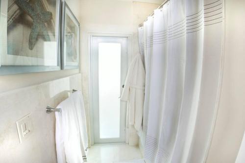 Villa at St. James Place “H”, Luxury, Pet Friendly photo 24