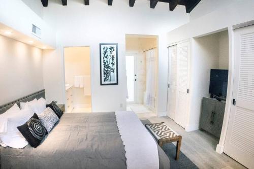 Villa at St. James Place “H”, Luxury, Pet Friendly photo 9