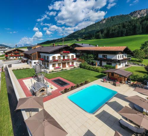 Nespecifikovaný výhled na hory nebo výhled na hory při pohledu z apartmánu
