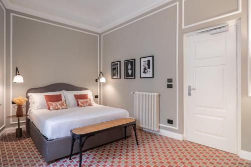 Katil atau katil-katil dalam bilik di Vossia Luxury Rooms & Sicilian Living