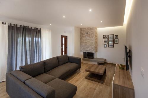 Apartments with parking space Valbandon, Fazana - 9708