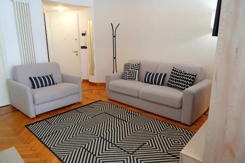 Гостиная зона в Mombello Loft