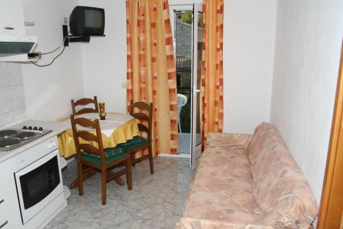 Apartment Bol 2884a