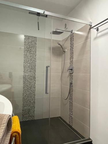 Ένα μπάνιο στο Ferienwohnung MaRe