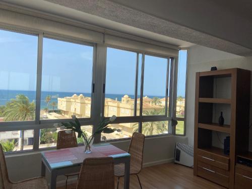 Vistas al mar playa de los Bovetes Denia