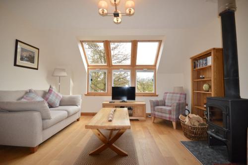 Tall Pines Apartment – Photos 2