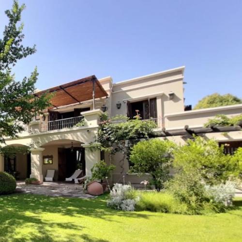 Casa Los Robles