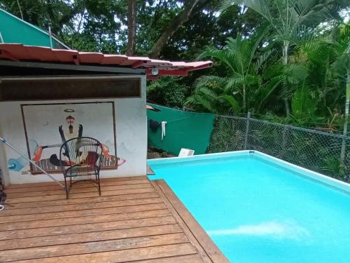 La alberca dentro o cerca de 1 Bedroom G-Land Burnt Toast Surfcamp